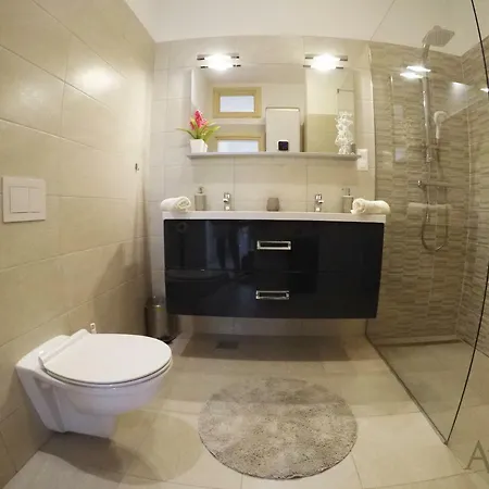 Antonio Apartment